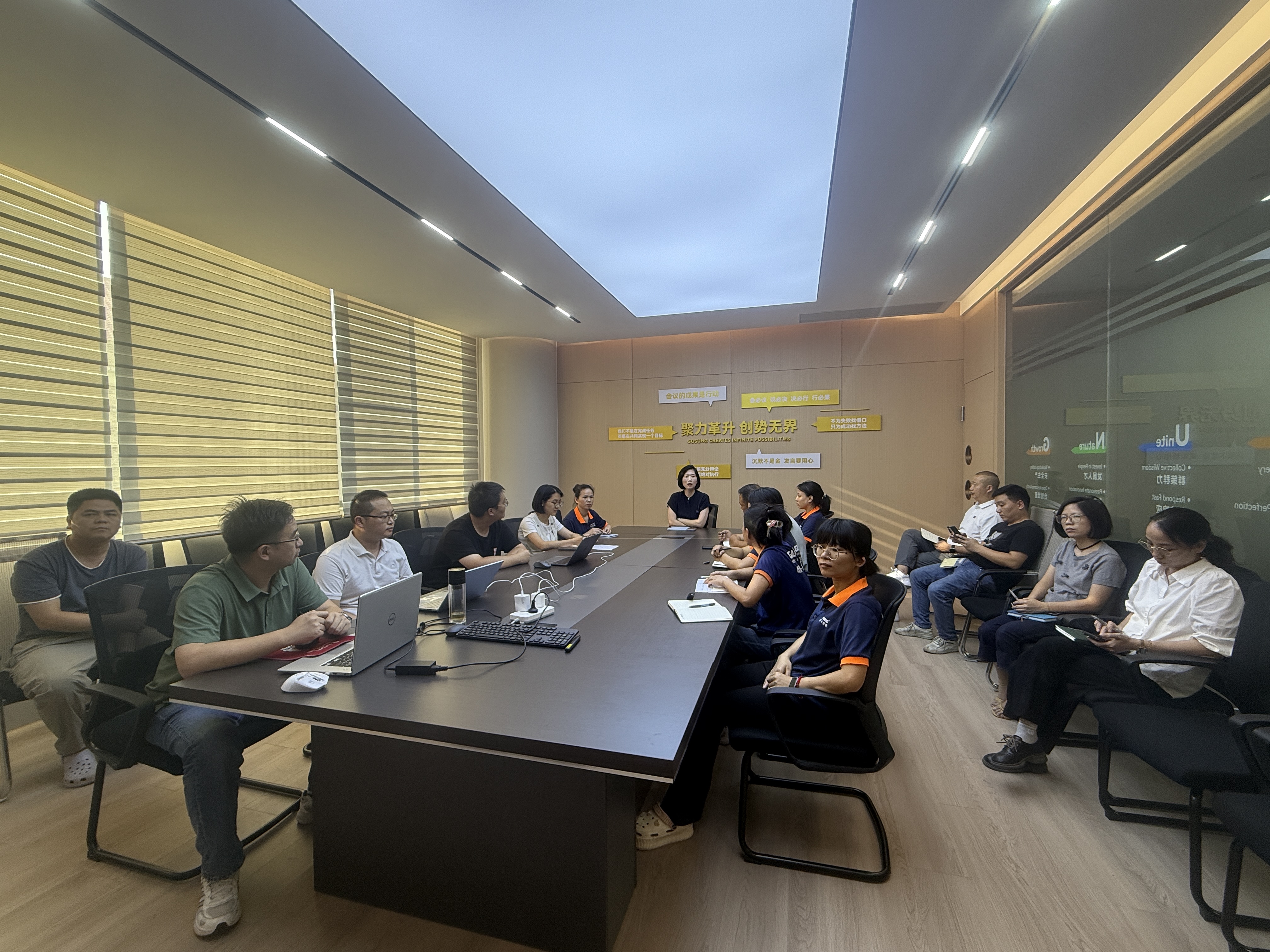 久久久久亚洲av无码专区蜜芽