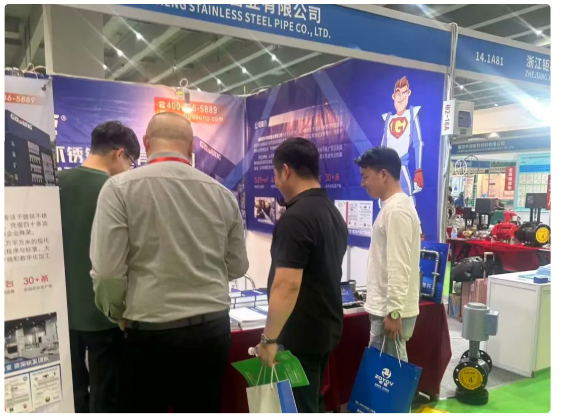 久久久久亚洲av无码专区蜜芽